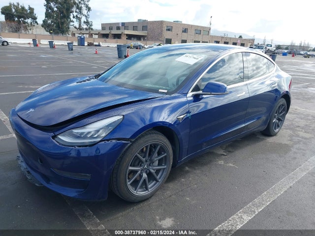 Tesla MODEL 3 2018 5YJ3E1EA9JF168146 Image 2