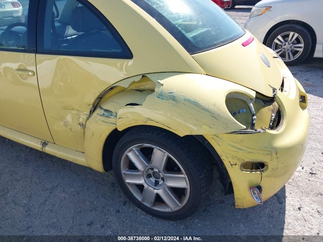 2004 VOLKSWAGEN NEW BEETLE GL VIN: 3VWBK31C24M416290
