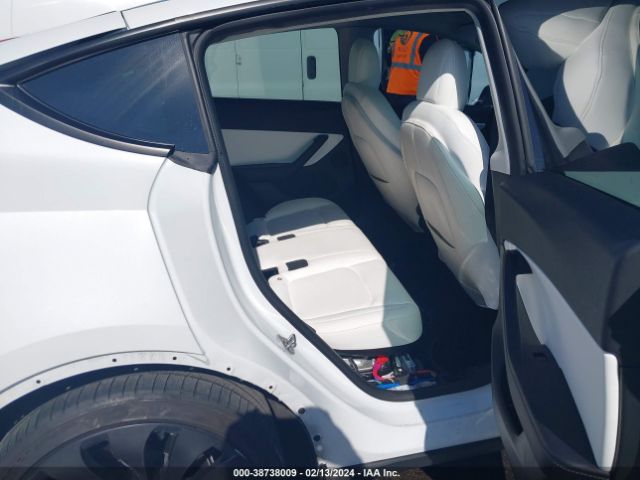 2022 TESLA MODEL Y 7SAYGDEF7NF349929 Photo 4