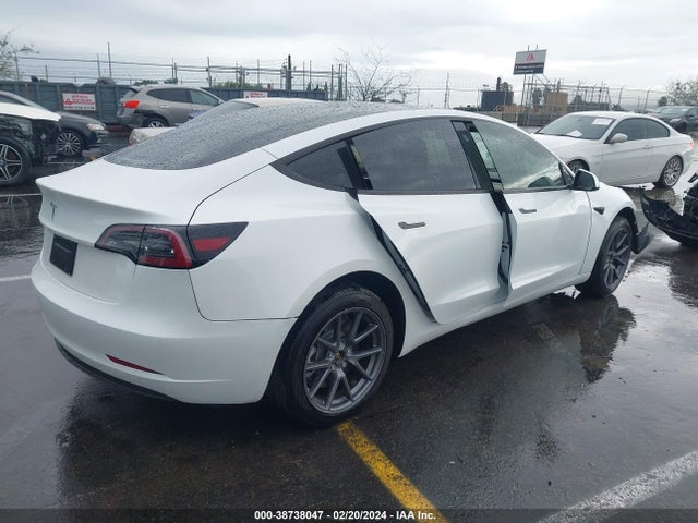 Tesla Model 3 Rear-wheel Drive 2023 5YJ3E1EA9PF579037 Image 4
