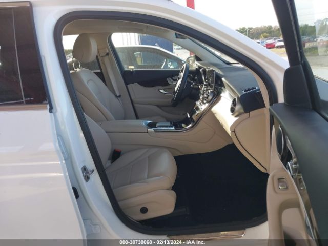 2022 MERCEDES-BENZ GLC 300 W1N0G8DB9NV378584 Photo 4
