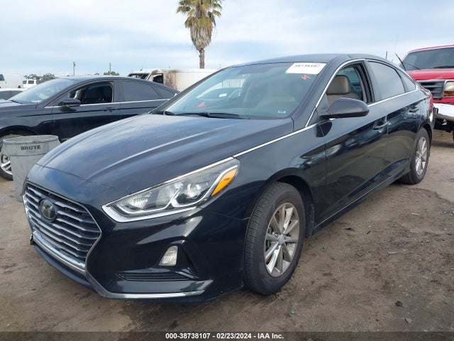 Hyundai SONATA SE 2018 5NPE24AF9JH644188 Image 2