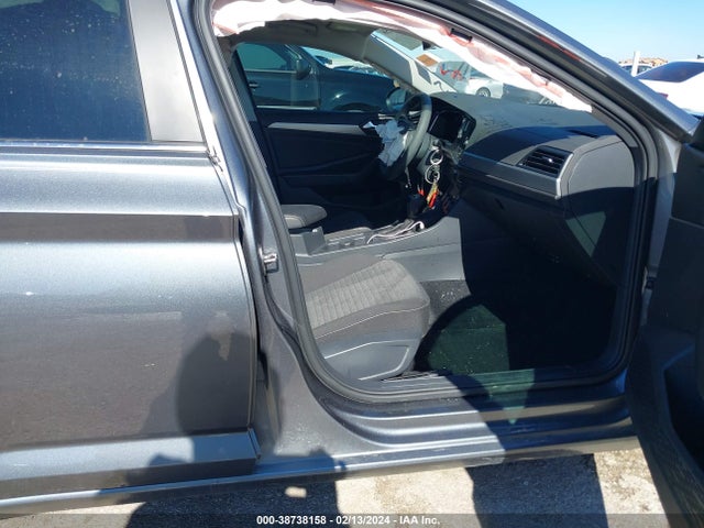 3VW5M7BUXPM052582 Volkswagen Jetta 1.5t S