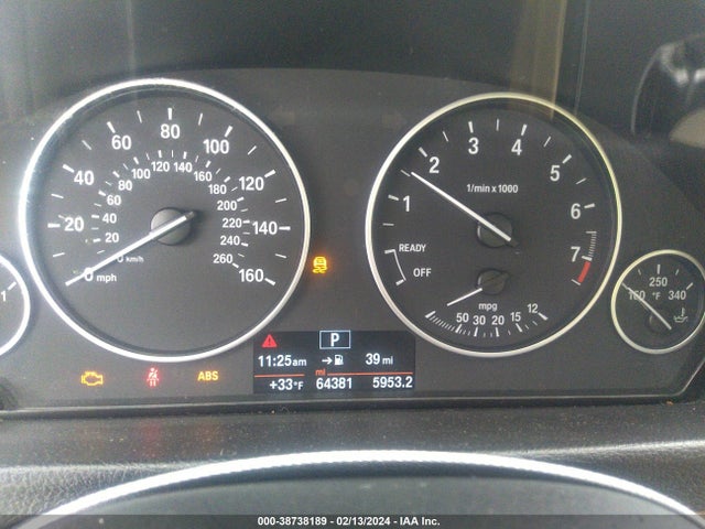 BMW 320i Xdrive 2018 WBA8E5G53JNU47331 Image 15