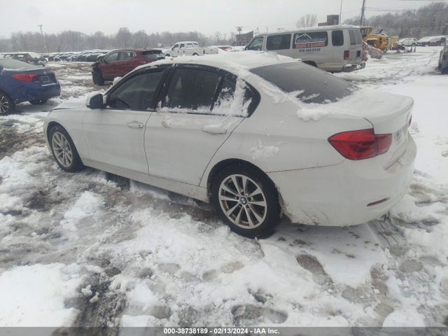 WBA8E5G53JNU47331 BMW 320i Xdrive