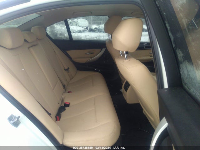 WBA8E5G53JNU47331 BMW 320i Xdrive