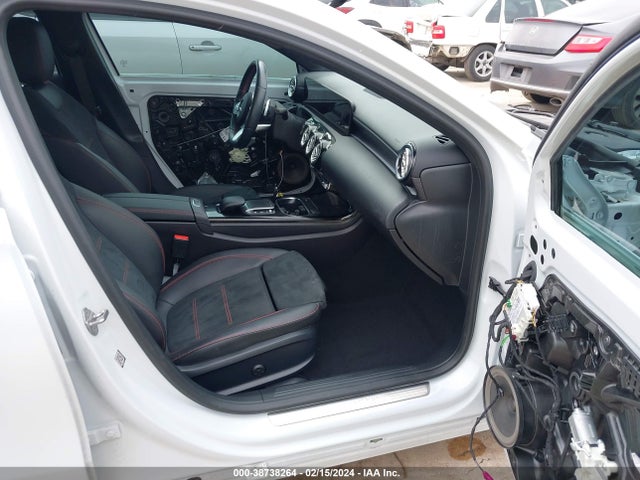 Mercedes-Benz A 220 2021 W1K3G4EB6MJ314090 Image 5