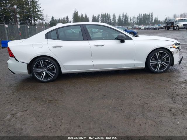 7JRA22TM4KG014116 Volvo S60 T6 R-design