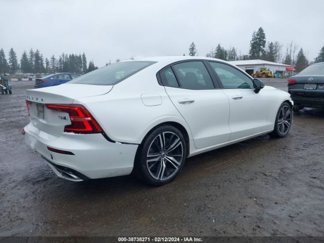 7JRA22TM4KG014116 Volvo S60 T6 R-design