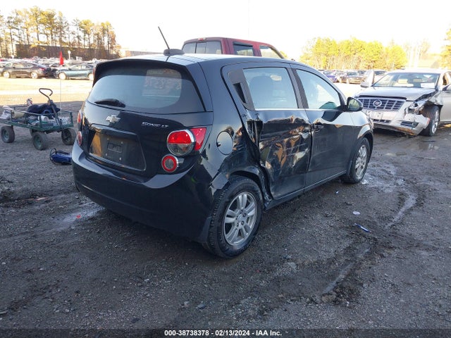 Chevrolet Sonic Lt Auto 2016 1G1JC6SGXG4115242 Image 4
