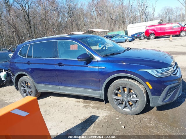 3VV2B7AX6NM016183 Volkswagen Tiguan 2.0t Se
