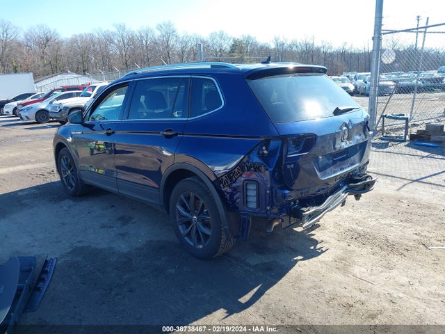 3VV2B7AX6NM016183 Volkswagen Tiguan 2.0t Se