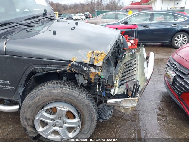 1C4BJWDG1JL818997 Jeep Wrangler Jk Unlimited Sport S 4x4