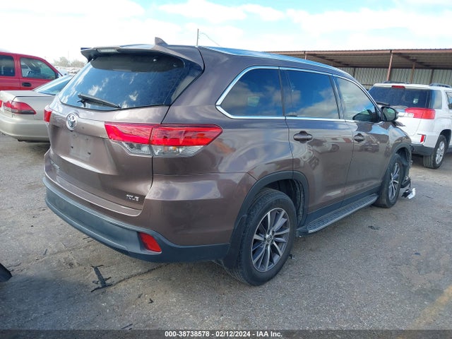 Toyota Highlander Xle 2019 5TDKZRFH5KS333746 Image 4
