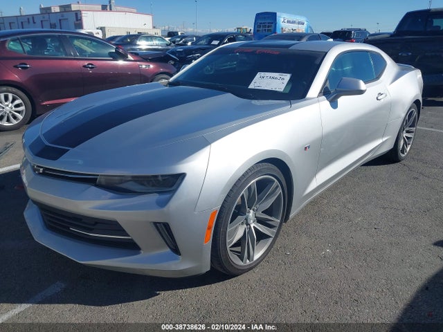 Chevrolet Camaro 1lt 2017 1G1FB1RX5H0143105 Image 2