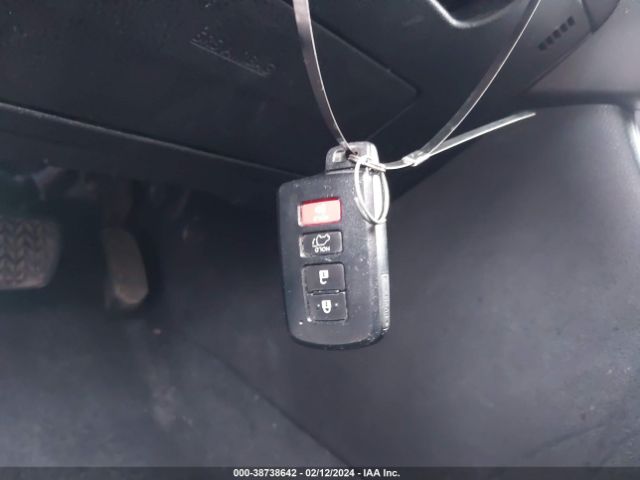 5TDJZRFH0HS406879 Toyota Highlander Xle