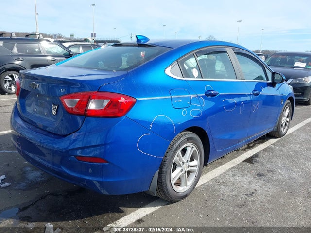 Chevrolet Cruze Lt Auto 2018 1G1BE5SM6J7217478 Image 4