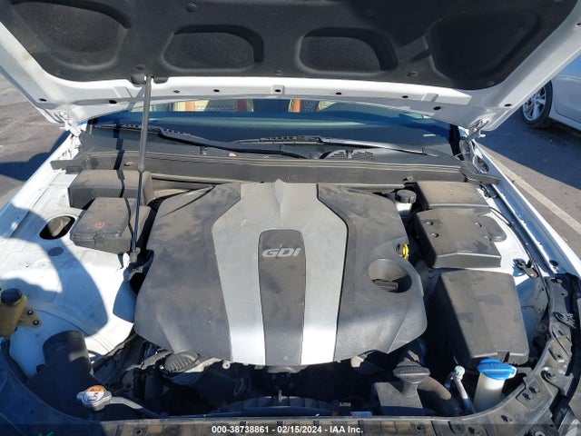 Hyundai Genesis 3.8 2014 KMHGC4DD2EU260342 Image 10