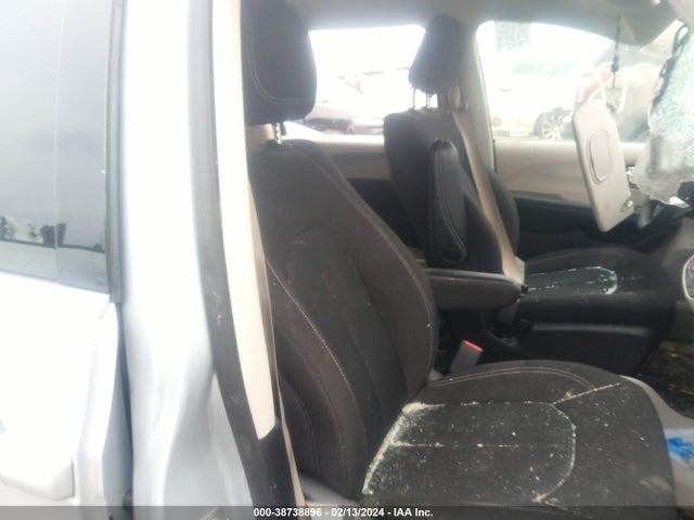 2C4RC1CG5PR529893 Chrysler Voyager Lx