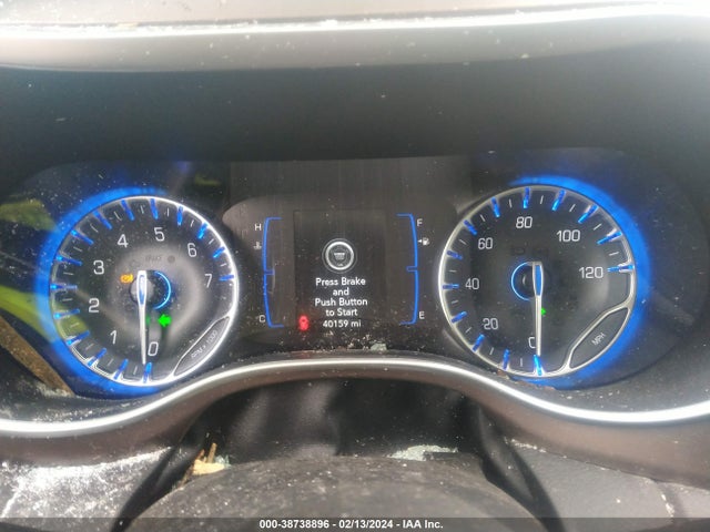 2C4RC1CG5PR529893 Chrysler Voyager Lx