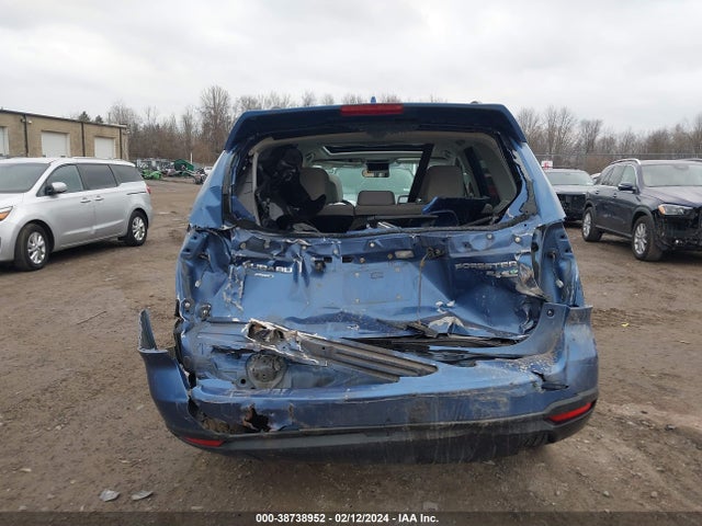Subaru Forester 2.5i Premium 2017 JF2SJAEC6HG472304 Image 16