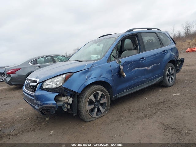 Subaru Forester 2.5i Premium 2017 JF2SJAEC6HG472304 Image 2