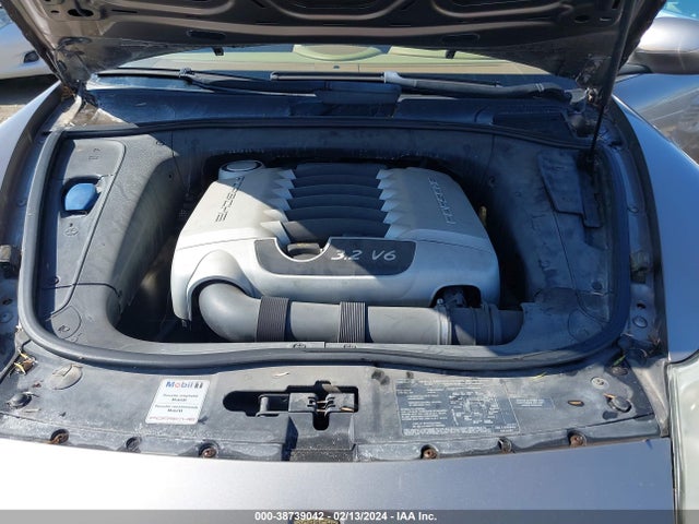 2005 PORSCHE CAYENNE WP1AA29P85LA21275 Photo 9