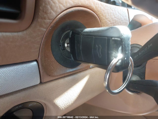 2005 PORSCHE CAYENNE WP1AA29P85LA21275 Photo 10