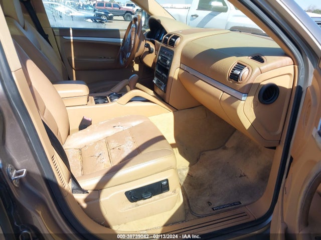 2005 PORSCHE CAYENNE WP1AA29P85LA21275 Photo 4