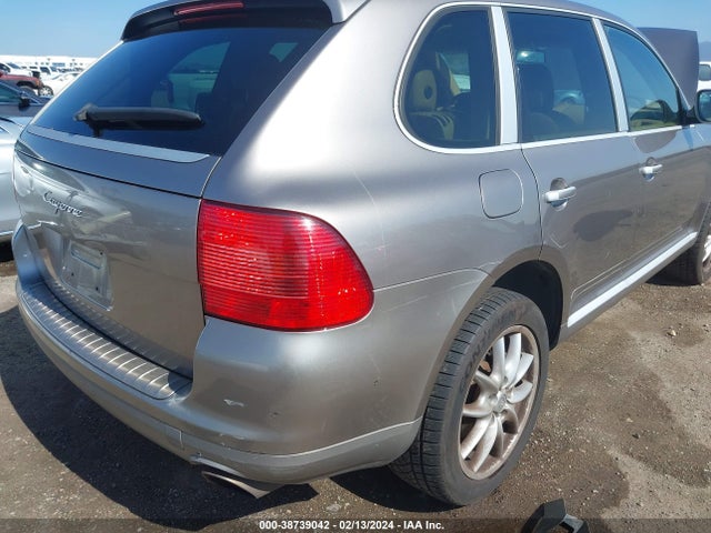 2005 PORSCHE CAYENNE WP1AA29P85LA21275 Photo 5