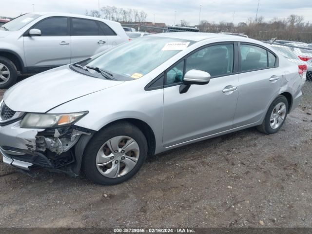 19XFB2F52EE001569 Honda Civic Lx