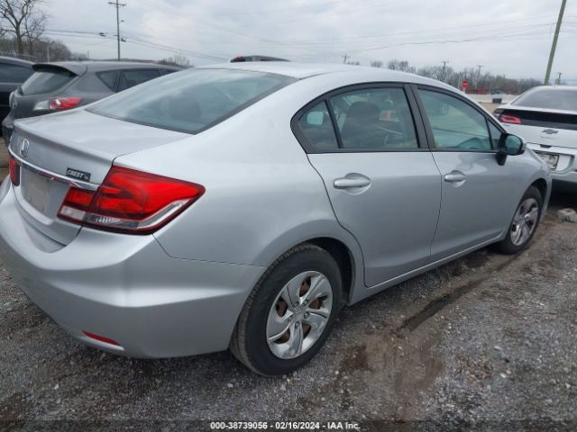 19XFB2F52EE001569 Honda Civic Lx