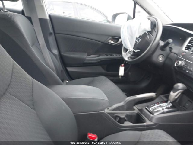 19XFB2F52EE001569 Honda Civic Lx