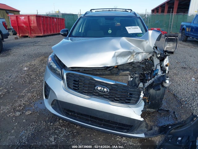 KIA Sorento 3.3l S 2019 5XYPGDA56KG584557 Image 12