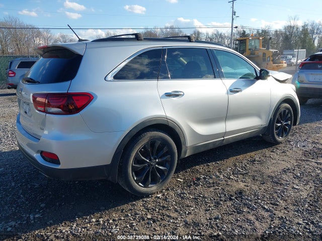 KIA Sorento 3.3l S 2019 5XYPGDA56KG584557 Image 4