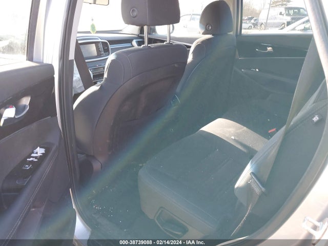 KIA Sorento 3.3l S 2019 5XYPGDA56KG584557 Image 8