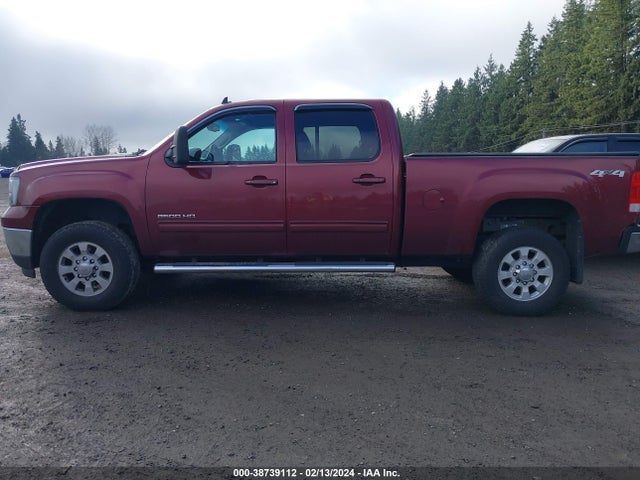 2013 GMC SIERRA 2500HD SLT VIN: 1GT121C89DF246067