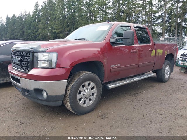 2013 GMC SIERRA 2500HD SLT VIN: 1GT121C89DF246067