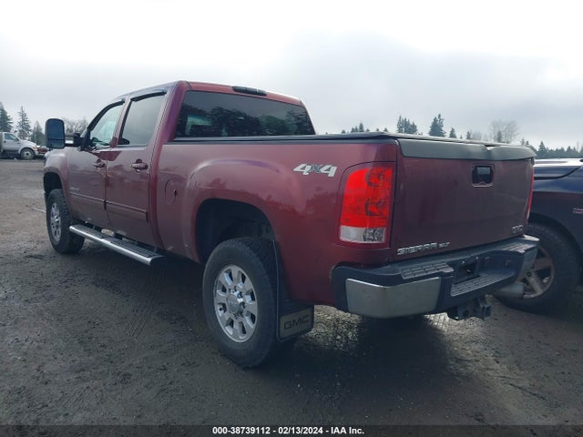 2013 GMC SIERRA 2500HD SLT VIN: 1GT121C89DF246067