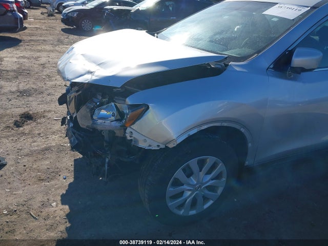 Nissan ROGUE S 2016 KNMAT2MV5GP651882 Image 17