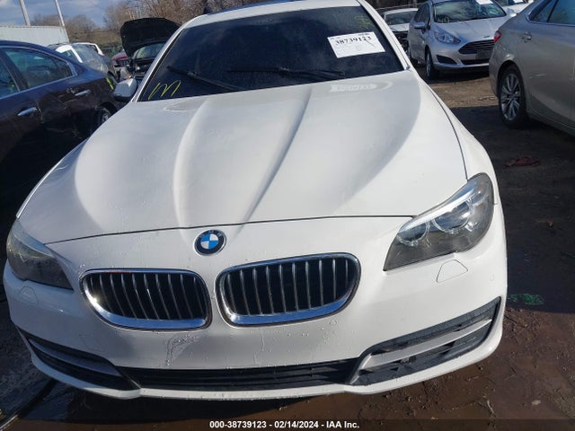 BMW 535i Xdrive 2014 WBA5B3C52ED531576 Image 13