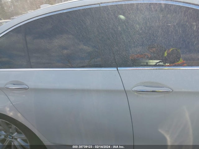 BMW 535i Xdrive 2014 WBA5B3C52ED531576 Image 14