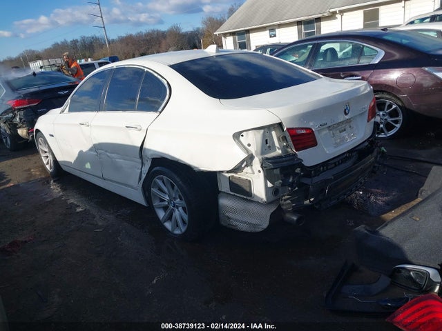 BMW 535i Xdrive 2014 WBA5B3C52ED531576 Image 3