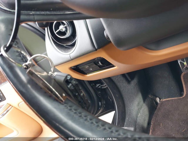 2015 JAGUAR XJ SAJWJ2GD8F8V82761 Photo 10