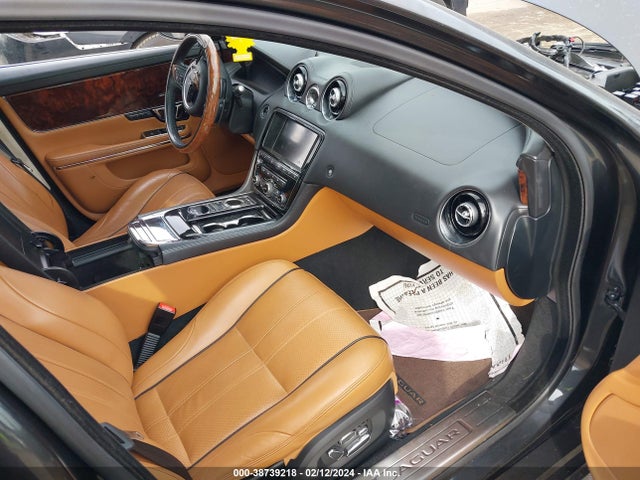 2015 JAGUAR XJ SAJWJ2GD8F8V82761 Photo 4