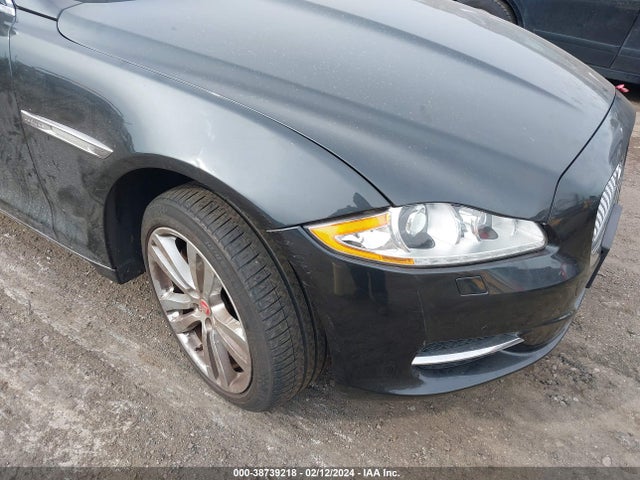 2015 JAGUAR XJ SAJWJ2GD8F8V82761 Photo 5