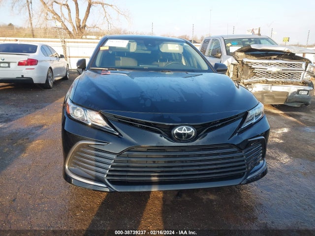 Toyota CAMRY LE 2022 4T1C11AK1NU695178 Image 13