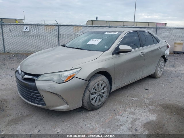 Toyota CAMRY LE 2015 4T4BF1FK6FR492977 Image 2