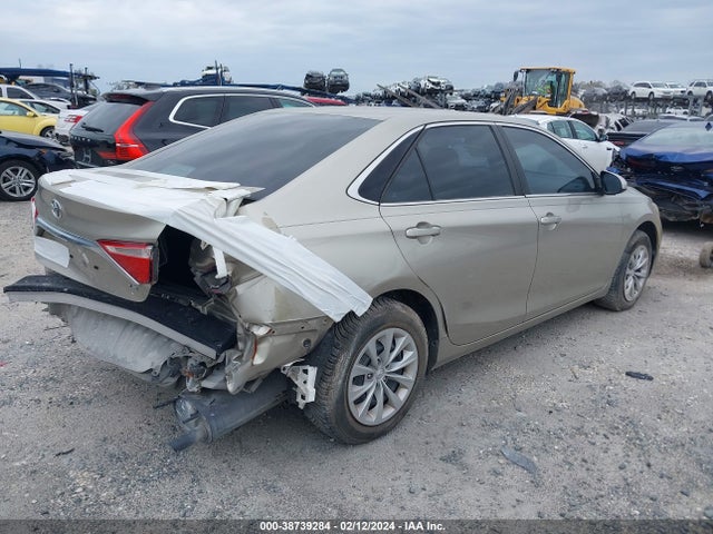 Toyota CAMRY LE 2015 4T4BF1FK6FR492977 Image 4