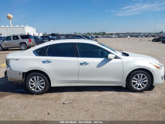 Nissan Altima 2.5 S 2015 1N4AL3AP4FC280916 Image 14